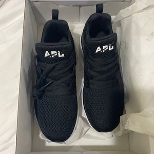 🔅🆕APL ASCEND SHOES🔅